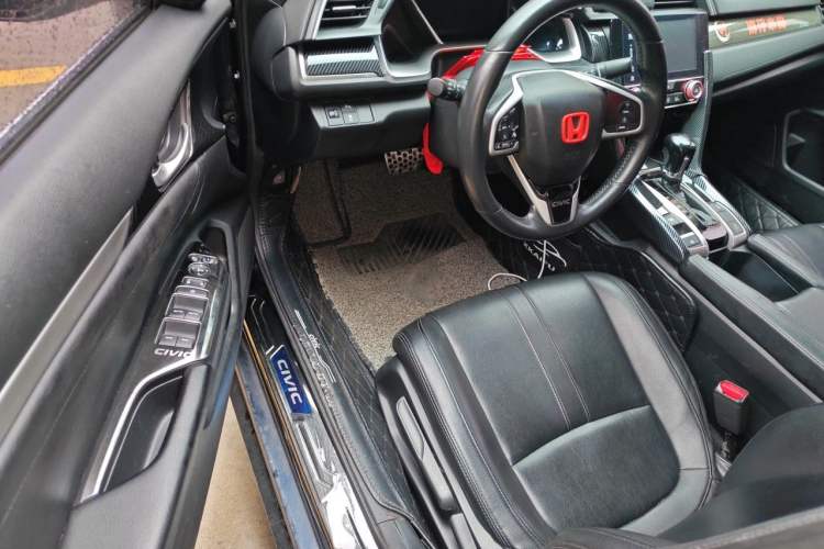 Used Honda Civic 2019 220TURBO CVT Dynamic Edition China VI Emission Standard Driver Seat