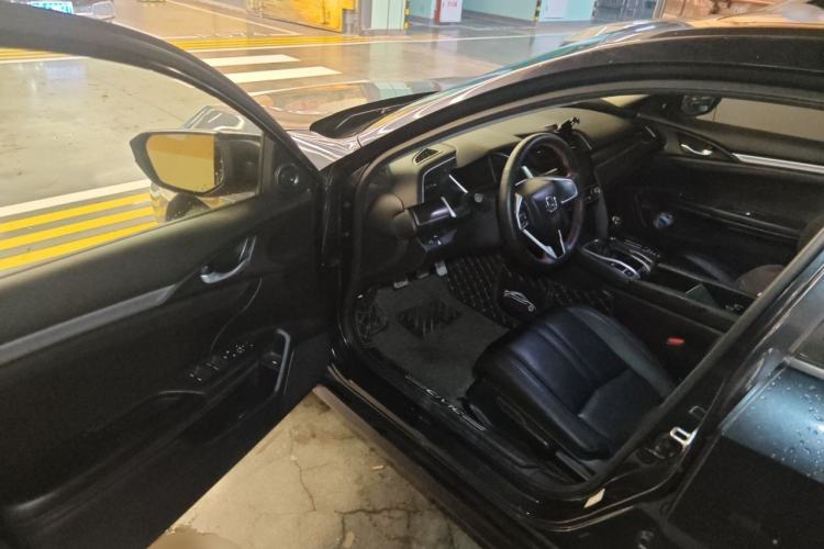 Used Honda Civic 2019 220TURBO Manual Jinkong Edition China VI Driver Seat