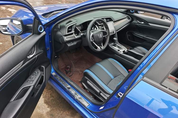 Used Honda Civic 2019 220TURBO CVT Dynamic Edition China VI Driver Seat