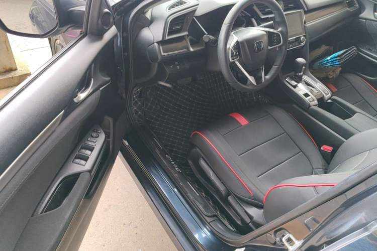 Used Honda Civic 2019 220TURBO CVT Dynamic Edition China VI Driver Seat