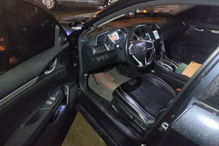 Used Honda Civic 2019 220TURBO CVT Dynamic Edition China V Driver Seat