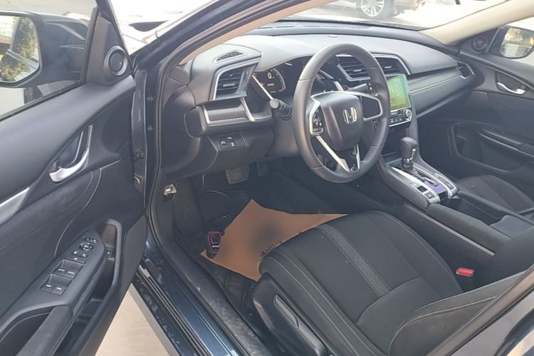 Used Honda Civic 2019 220TURBO CVT Dynamic Edition China VI Driver Seat