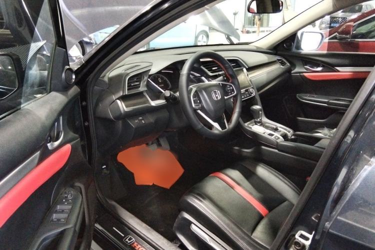 Used Honda Civic 2019 220TURBO CVT Dynamic Edition China VI Driver Seat