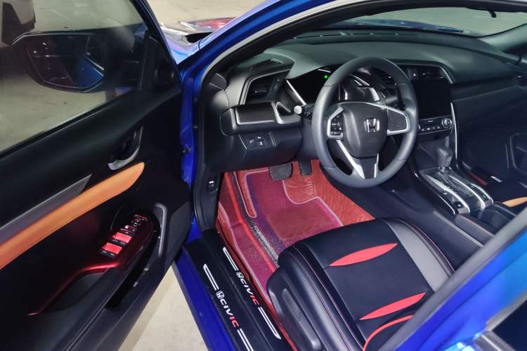 Used Honda Civic 2019 220TURBO CVT Dynamic Edition China V Driver Seat