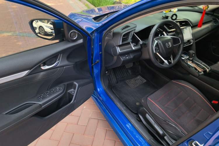 Used Honda Civic 2019 220TURBO CVT Dynamic Edition China VI Driver Seat