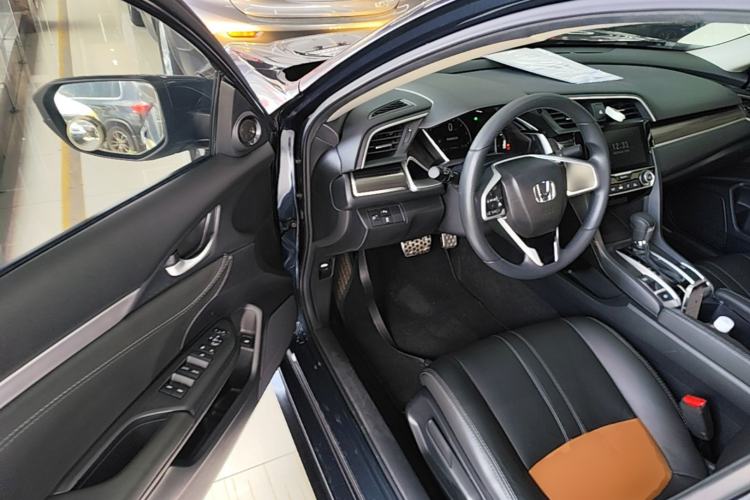 Used Honda Civic 2019 220TURBO CVT Dynamic Edition China VI Emission Standard Driver Seat