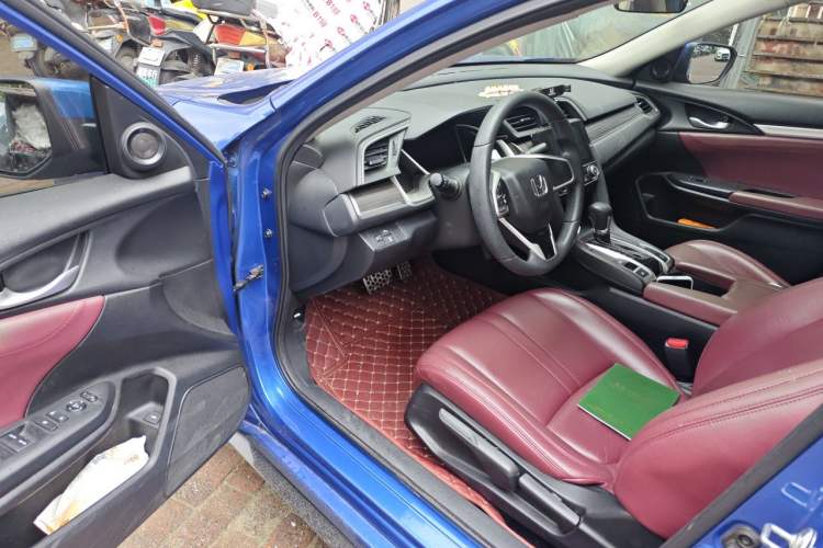 Used Honda Civic 2019 220TURBO CVT Dynamic Edition China VI Emission Standard Driver Seat