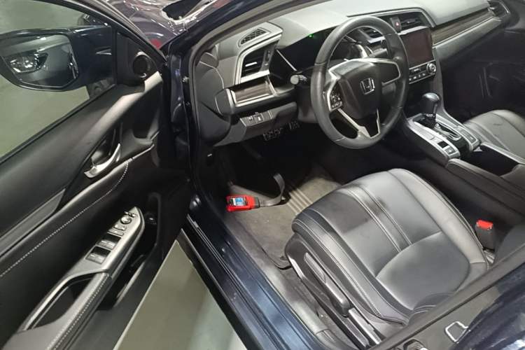Used Honda Civic 2019 220TURBO CVT Dynamic Edition China VI Emission Standard Driver Seat
