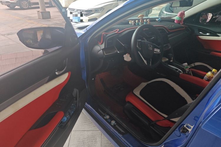 Used Honda Civic 2019 220TURBO CVT Dynamic Edition China VI Driver Seat