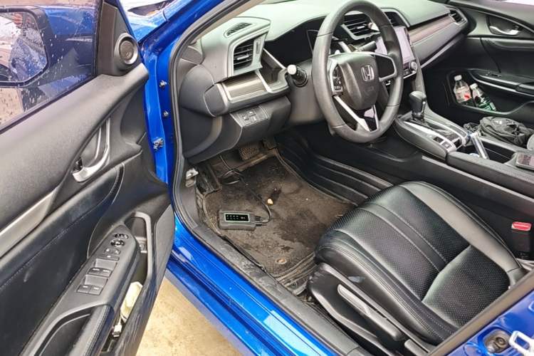 Used Honda Civic 2019 220TURBO CVT Dynamic Edition China VI Driver Seat