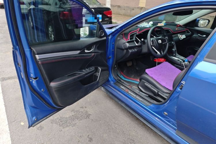 Used Honda Civic 2019 220TURBO CVT Dynamic Edition China VI Driver Seat