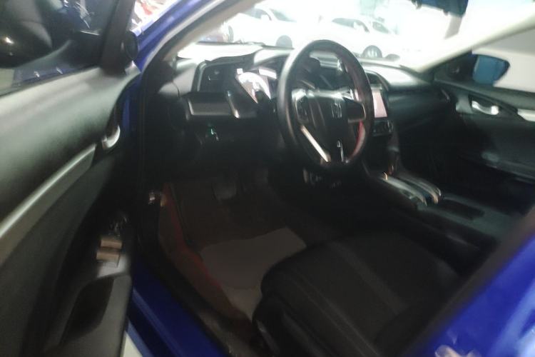 Used Honda Civic 2019 220TURBO CVT Dynamic Edition China VI Driver Seat