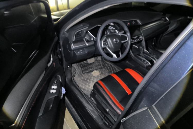 Used Honda Civic 2019 220TURBO CVT Dynamic Edition China VI Driver Seat