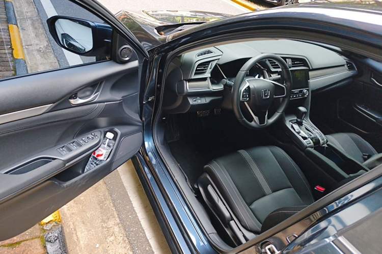 Used Honda Civic 2019 220TURBO CVT Dynamic Edition China V Emission Standard Driver Seat