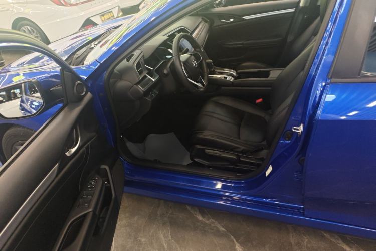 Used Honda Civic 2019 220TURBO CVT Dynamic Edition China V Driver Seat