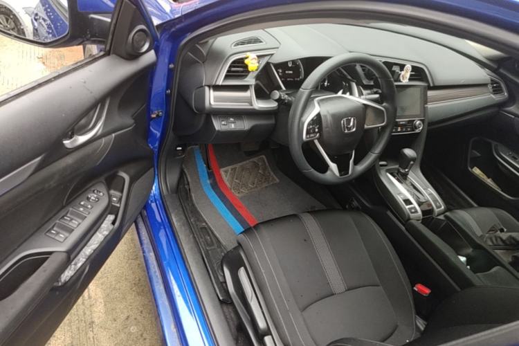 Used Honda Civic 2019 220TURBO CVT Dynamic Edition China VI Driver Seat