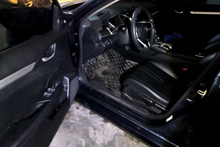 Used Honda Civic 2019 220TURBO CVT Dynamic Edition China VI Driver Seat