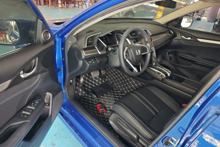 Used Honda Civic 2019 220TURBO CVT Dynamic Edition China VI Driver Seat