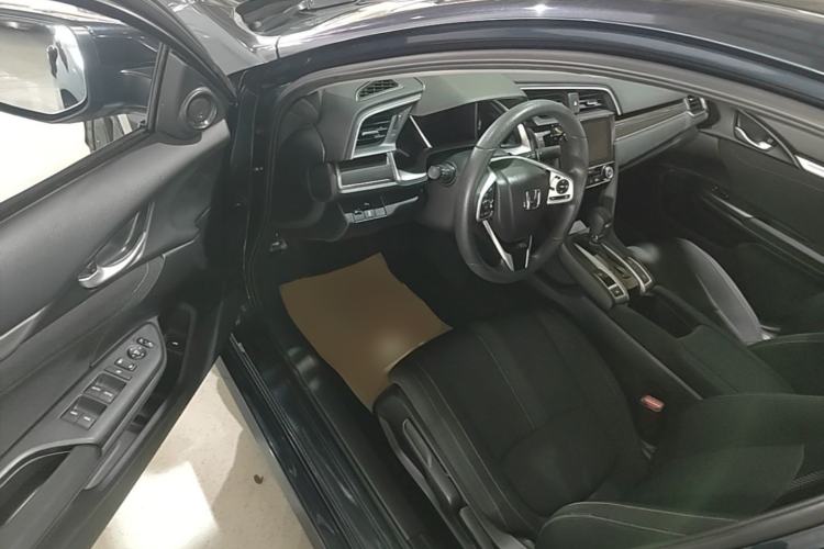 Used Honda Civic 2019 220TURBO CVT Dynamic Edition China VI Driver Seat