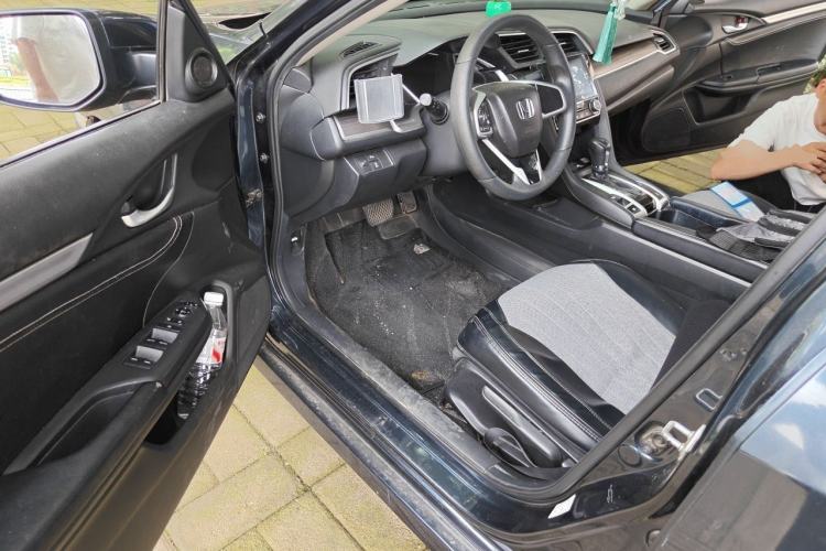 Used Honda Civic 2019 220TURBO CVT Dynamic Edition China V Driver Seat