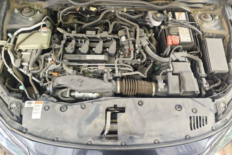 Used Honda Civic 2019 220TURBO CVT Power Edition China VI Emission Standard Engine Bay