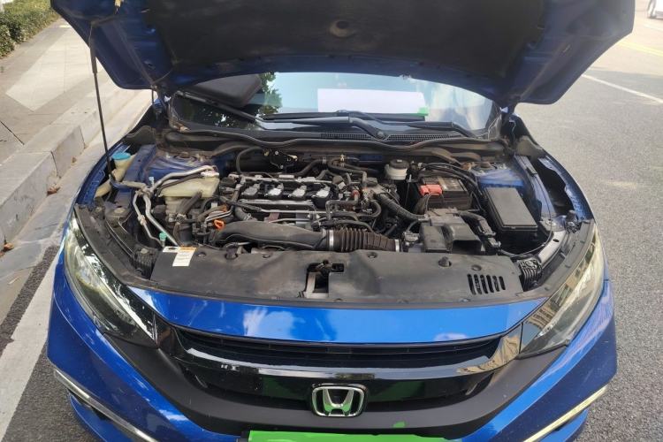 Used Honda Civic 2019 220TURBO CVT Power Edition China VI Emission Standard Engine Bay