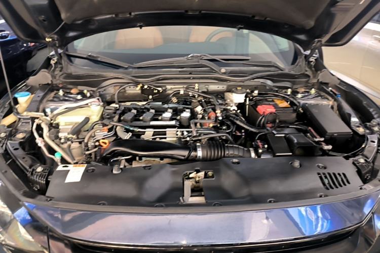 Used Honda Civic 2019 220TURBO CVT Dynamic Edition China VI Emission Standard Engine Bay