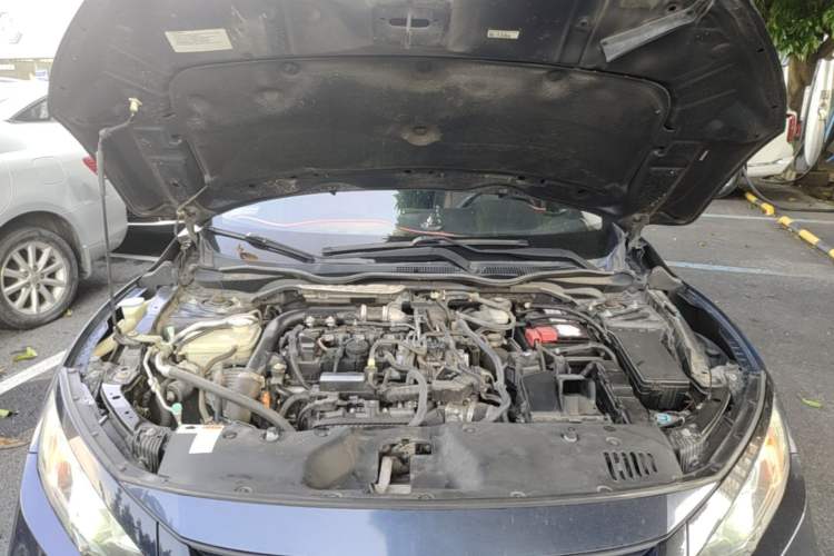 Used Honda Civic 2019 180TURBO CVT Shangdong Edition China VI Engine Bay
