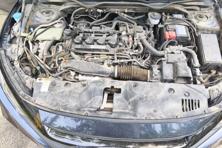 Used Honda Civic 2019 220TURBO CVT Dynamic Edition China VI Engine Bay