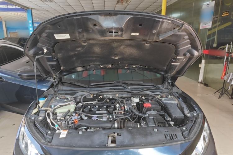 Used Honda Civic 2019 220TURBO CVT Dynamic Edition China VI Emission Standard Engine Bay