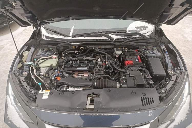Used Honda Civic 2019 220TURBO CVT Dynamic Edition China VI Engine Bay