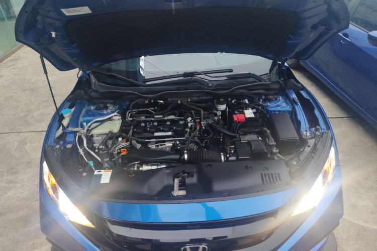Used Honda Civic 2019 220TURBO CVT Dynamic Edition China V Emission Standard Engine Bay