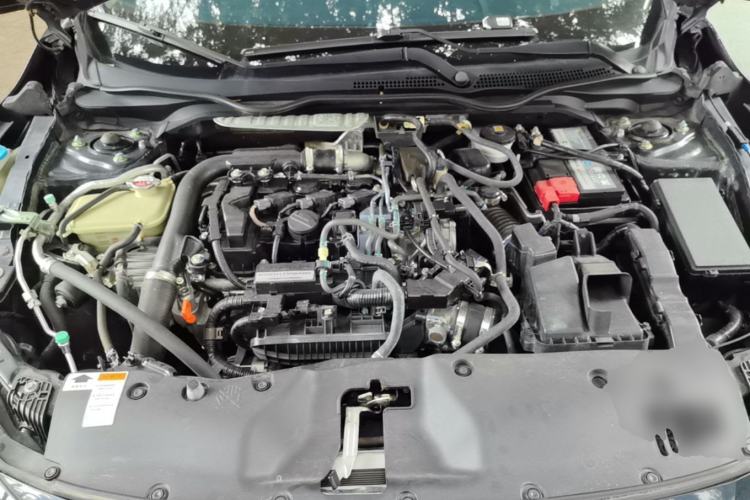 Used Honda Civic 2019 180TURBO CVT Shangdong Edition China VI Engine Bay