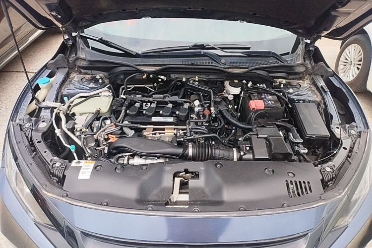 Used Honda Civic 2019 220TURBO CVT Dynamic Edition China VI Engine Bay