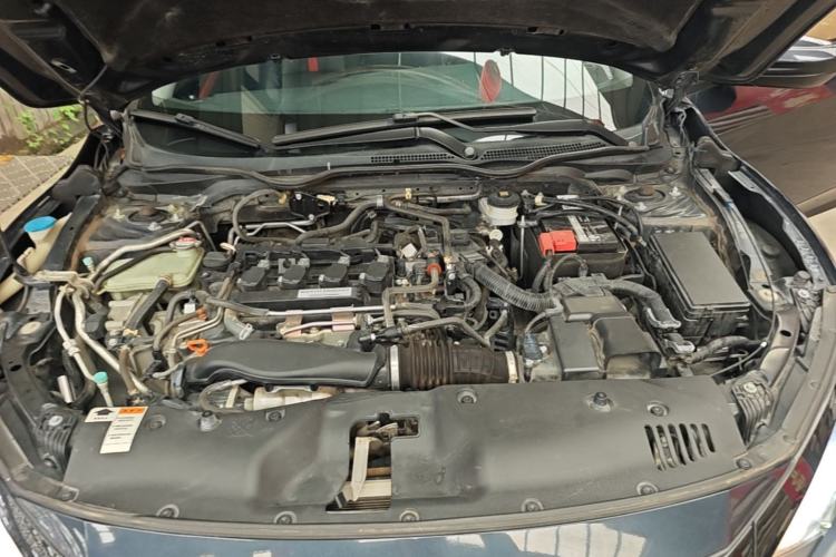 Used Honda Civic 2019 220TURBO CVT Dynamic Edition China VI Engine Bay