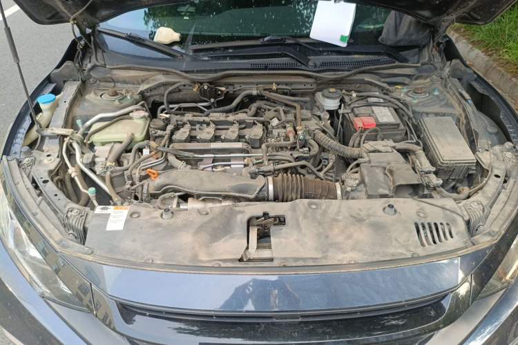 Used Honda Civic 2019 220TURBO CVT Dynamic Edition China VI Engine Bay