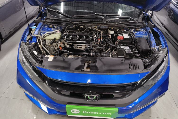 Used Honda Civic 2019 220TURBO CVT Power Edition China VI Emission Standard Engine Bay