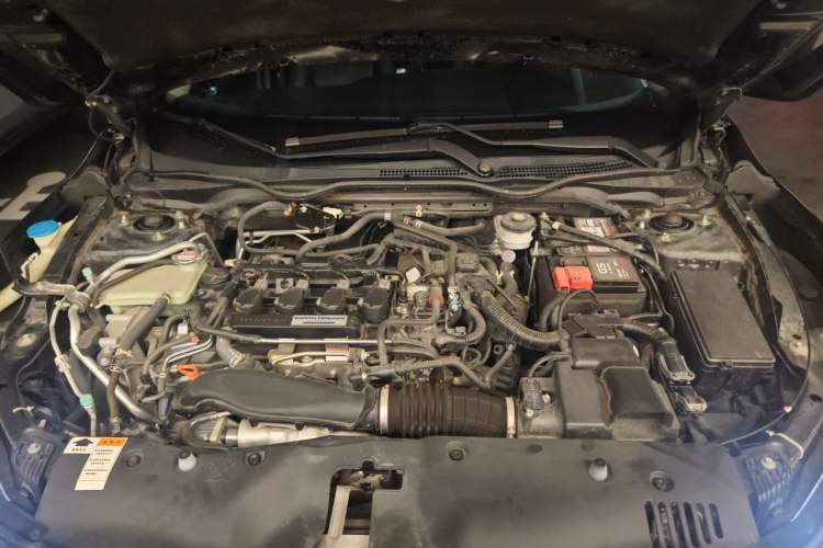 Used Honda Civic 2019 220TURBO Manual Jinkong Edition China VI Engine Bay