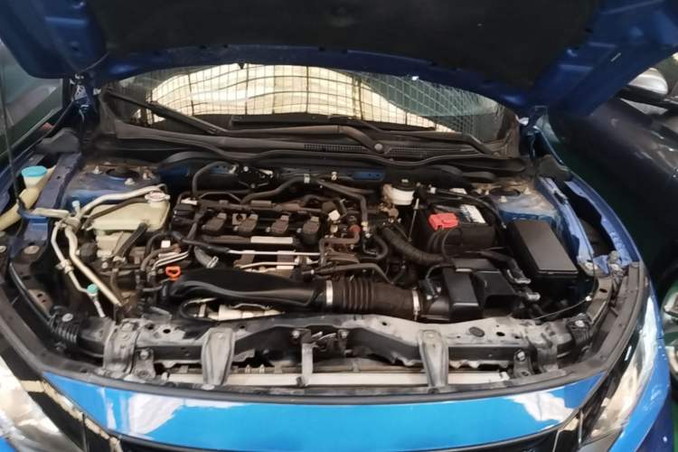 Used Honda Civic 2019 220TURBO CVT Dynamic Edition China VI Engine Bay