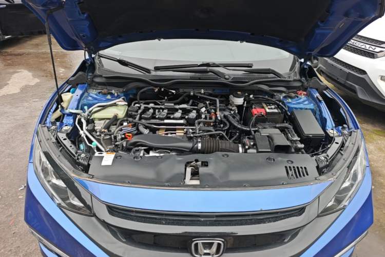 Used Honda Civic 2019 220TURBO CVT Dynamic Edition China VI Engine Bay