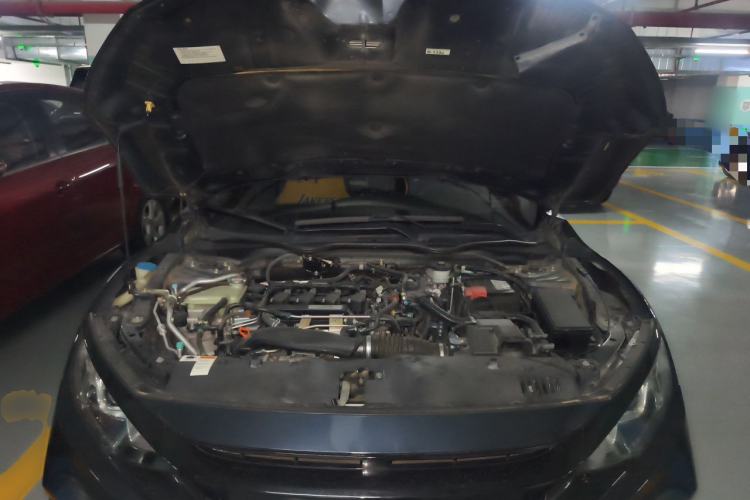 Used Honda Civic 2019 220TURBO CVT Dynamic Edition China V Emission Standard Engine Bay