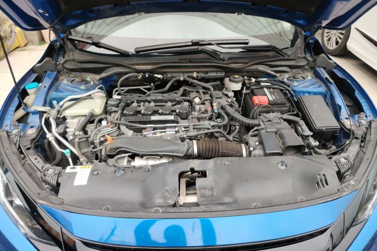 Used Honda Civic 2019 220TURBO CVT Dynamic Edition China VI Emission Standard Engine Bay
