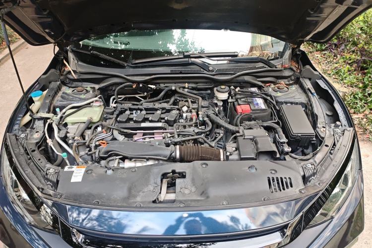 Used Honda Civic 2019 220TURBO CVT Dynamic Edition China VI Engine Bay
