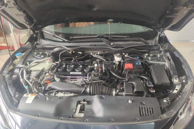 Used Honda Civic 2019 220TURBO CVT Dynamic Edition China VI Engine Bay