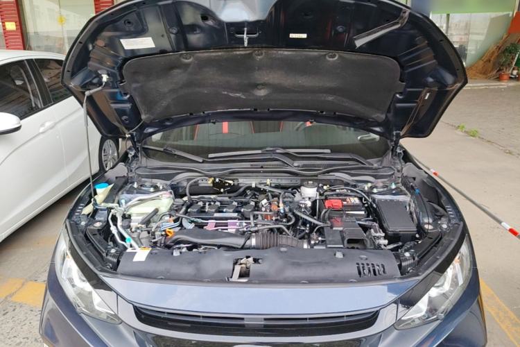 Used Honda Civic 2019 220TURBO CVT Dynamic Edition China VI Engine Bay