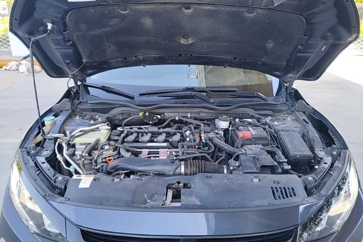 Used Honda Civic 2019 220TURBO CVT Dynamic Edition China VI Engine Bay