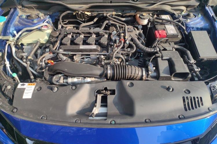 Used Honda Civic 2019 220TURBO CVT Dynamic Edition China V Emission Standard Engine Bay