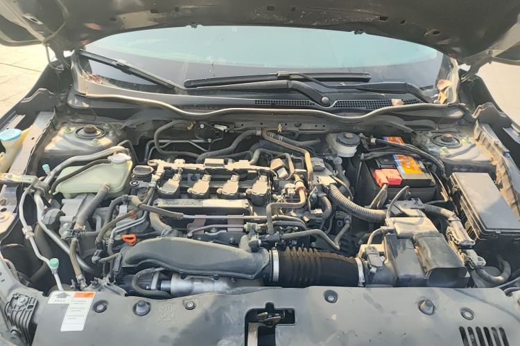 Used Honda Civic 2019 220TURBO CVT Dynamic Edition China VI Engine Bay