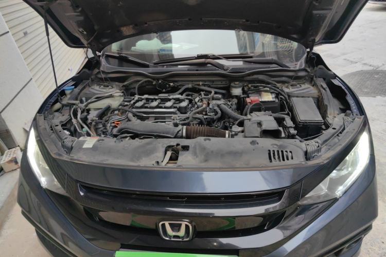 Used Honda Civic 2019 220TURBO CVT Dynamic Edition China V Emission Standard Engine Bay