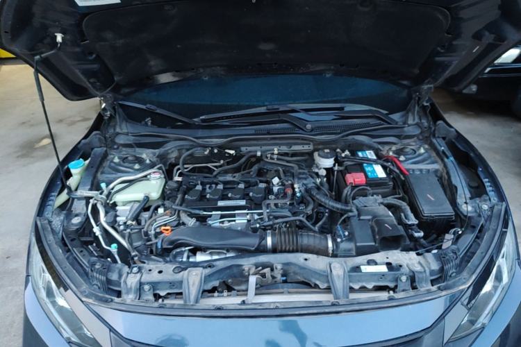 Used Honda Civic 2019 220TURBO CVT Dynamic Edition China VI Engine Bay